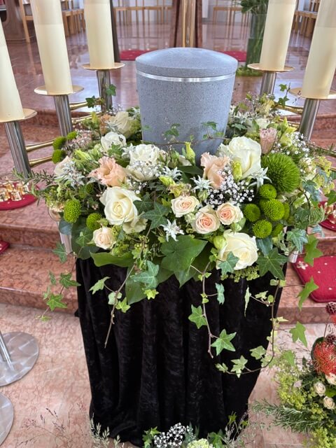 IMG_1007 Trauergesteck Kranz